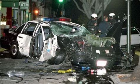 Police Car Crashes (125 pics)