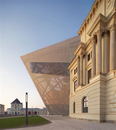 Military History Museum - Libeskind