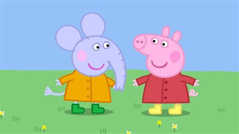 Peppa Pig Meets Emily Elephant! - YouTube