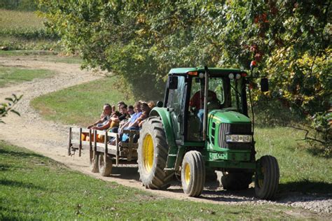 Find Corn Mazes in Brunswick Ohio - Pumpkin Village Mapleside Farms in Brunswick Ohio