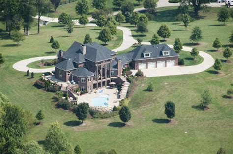 Prospect, KY - Equestrian Mansion