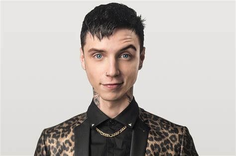 Black Veil Brides' Andy Biersack to Host 2017 Jouneys Alternative Press ...