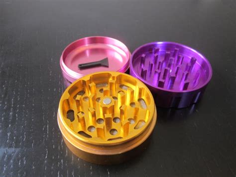 Multi color metal marijuana grinder with free shipping