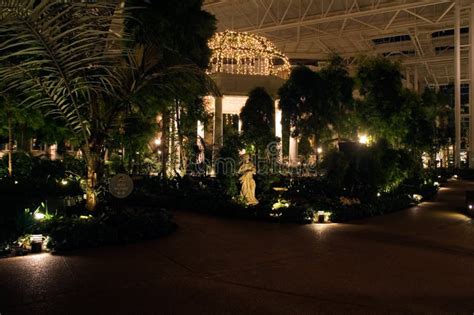 Gaylord Opryland, Nashville Stock Image - Image of gaylord, light ...