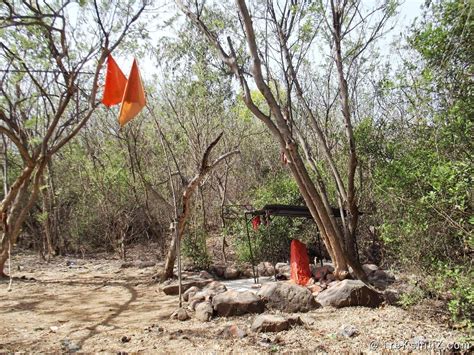 Vetal Mandir at Dronagiri Fort