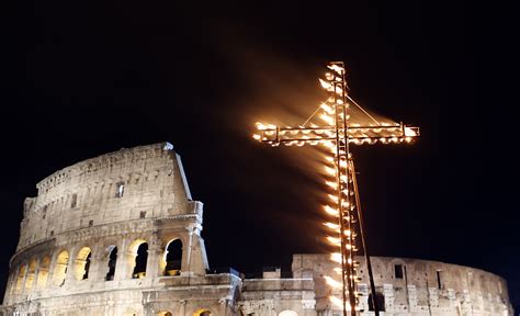 surplus Danubio sgattaiolare via crucis in tv luogo di nascita si ...