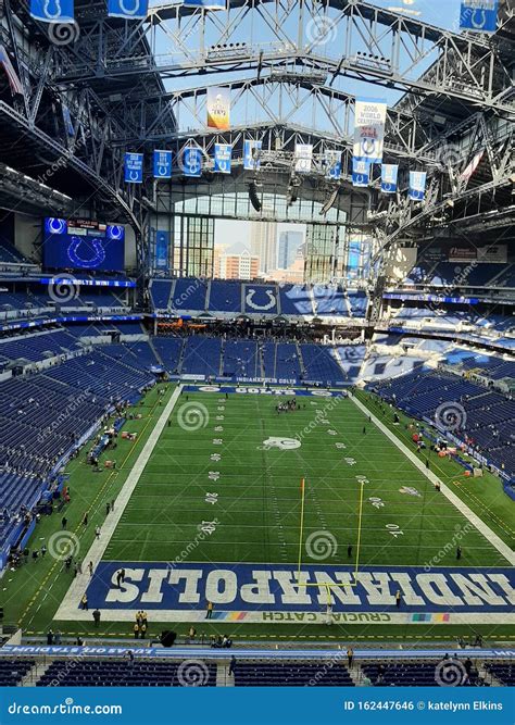 Indianapolis Colts Stadium during the End of the Game Editorial Photo ...