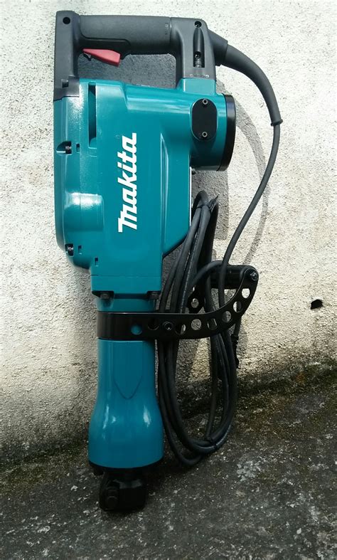 MAKITA DEMOLITION HAMMER BREAKER – Surplus