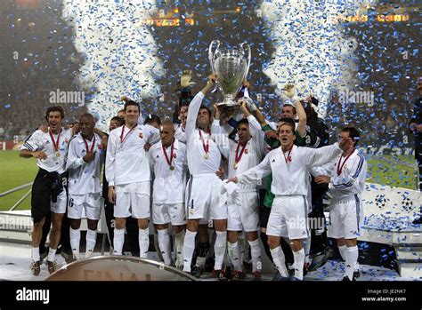 Real madrid 2002 champions league hi-res stock photography and images - Alamy