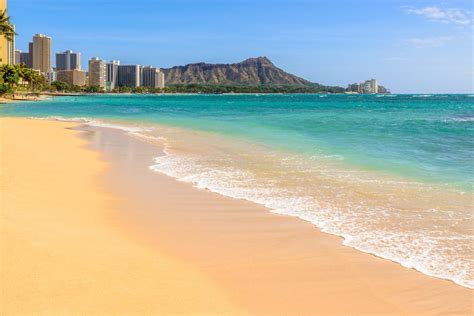 6 of the Best Beaches in Oahu for Swimming