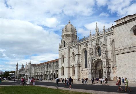 Top 4 historical monuments in Lisbon you need to visit - Discover Walks