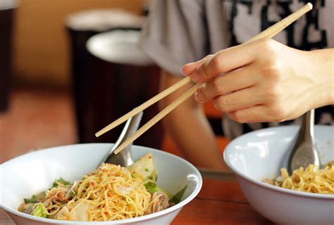 Use Chopsticks For Eat Noodles Stock Photo - Download Image Now - iStock