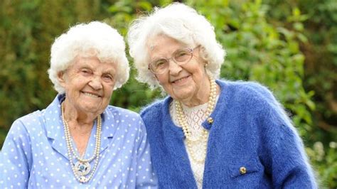 Oldest Twins in World Celebrate 102nd Birthday - ABC News