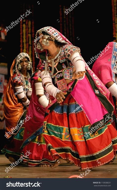 Hyderabadapindiaaugust 22lambada Group Perform Lambadi Dance Stock ...