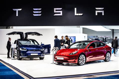 Tesla reportedly buys machine-learning startup DeepScale for self-driving car tech - Haultail On ...