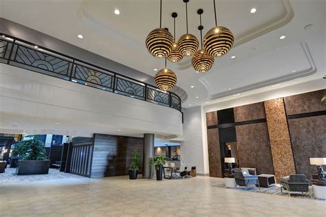 Embassy Suites by Hilton Minneapolis Airport | Hotels in Bloomington, MN