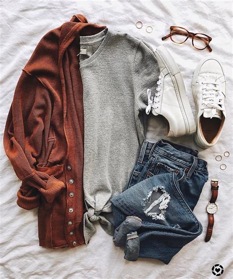 Cozy ♡ Love the rust color of that sweater! in 2020 | Fashion, Clothes ...