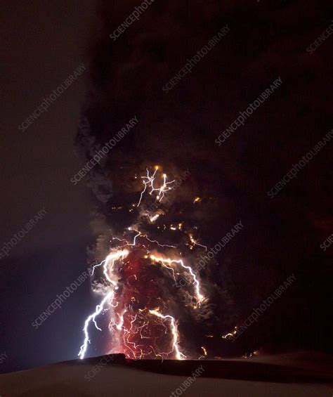 Volcanic lightning, Iceland, April 2010 - Stock Image - F033/9344 ...