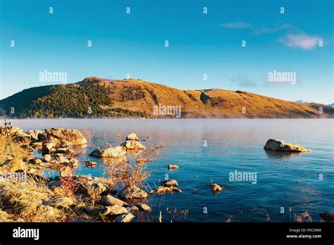 Sunrise at Lake Tekapo, South Island, New Zealand Stock Photo - Alamy