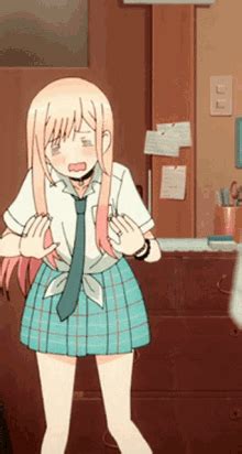 GIF-y z serii Flustered Anime | Tenor