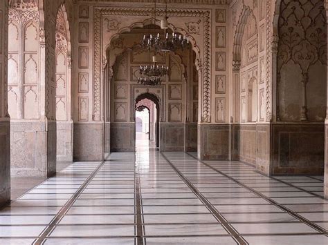 Badshahi Mosque Interior, Lahore, Pakistan | 인테리어