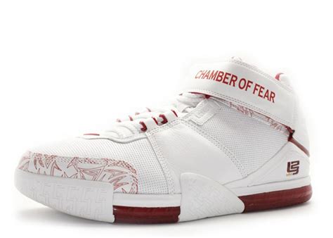 Lebron 2 'Chamber Of Fear' - Nike - 309378 037 25 - wht/red | Flight Club