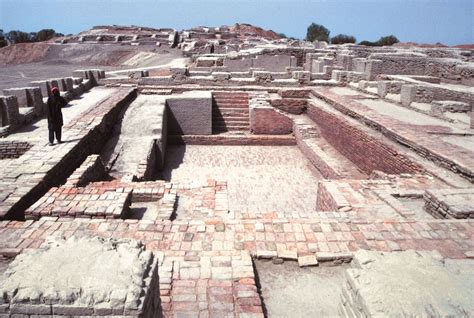 What Were Two Characteristics Of Cities Built In The Indus Valley ...