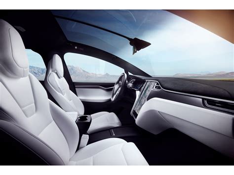 2023 Tesla Model X: 49 Interior Photos | U.S. News