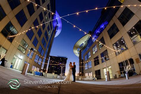 balcony-orlando-downtown-wedding-photographers_0105 | Affordable Orlando Wedding Planners ...