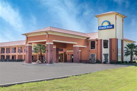 Days Inn by Wyndham Dilley | Dilley, TX Hotels