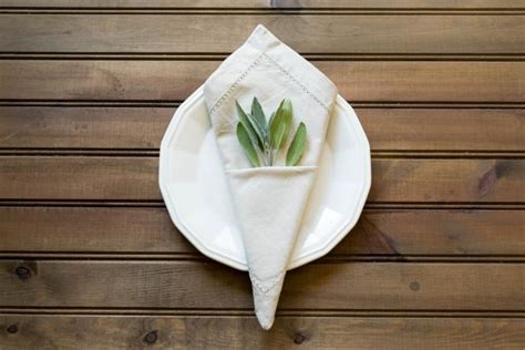 Napkin Folds for Special Events and Weddings | Twelve Baskets Catering ...