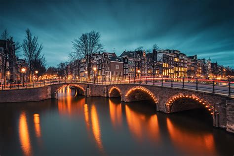 Amsterdam Canals at Night by Matthias-Haker on DeviantArt