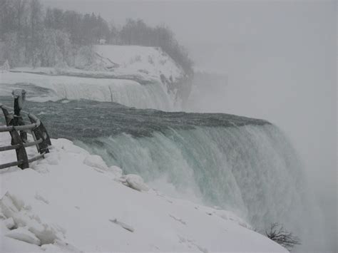 Niagara Falls Buffalo NY in the winter! | Niagara falls, Niagra falls ...