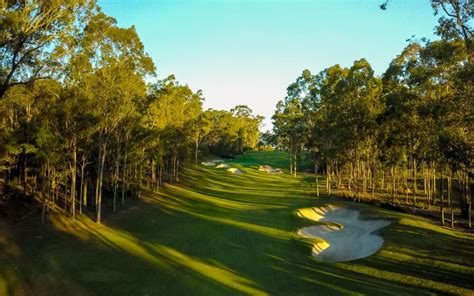 Brookwater Golf & Country Club - Play the course not the opponent - Brookwater