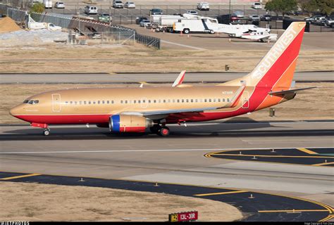 Southwest Airlines 'Desert Gold' Boeing 737-7H4 Pack - 737-700 ...