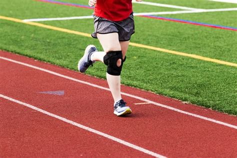 Running with a Knee Brace: What Are Your Options? - Physical Therapy ...