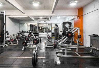 Balham Leisure Centre, London, SW17 | Hussle.com