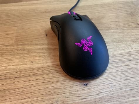 Razer DeathAdder V2 Gaming Mouse Review | PCMag