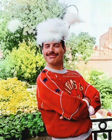 Freddie Mercury Fan Page 🎈 on Instagram: “Freddie during "Silly Hat Party" in 1986 that he held ...