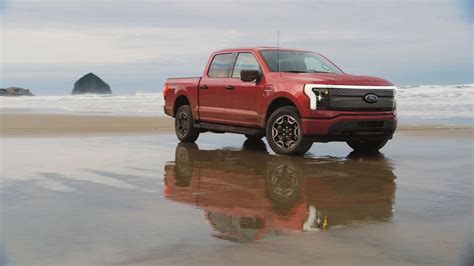 Ford's 2023 F-150 Lightning EV pickup sees five-figure price cut - TrendRadars