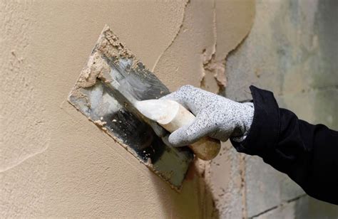 Gypsum Plaster in 2021 | Drywall repair, Veneer plaster, Plaster