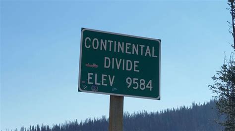 The Continental Divide Trail: A Guide for Thru-Hikers