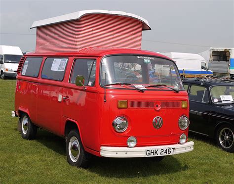 File:Volkswagen Camper Van - Flickr - mick - Lumix(1).jpg - Wikimedia Commons