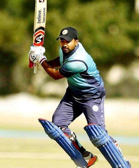 Rahul Tewatia (Cricketer) Height, Age, Wife, Girlfriend, Biography ...