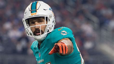 Dolphins TE Jordan Cameron placed on IR, out for rest of season | Fox News