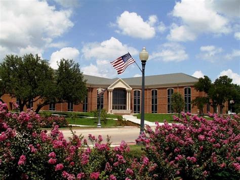 UMHB Parker Academic Center - Chaney-Cox Construction