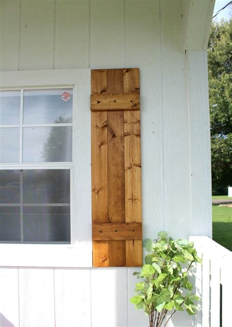 DIY Shutters --{Build Your Own Shutters in 5 Steps!}