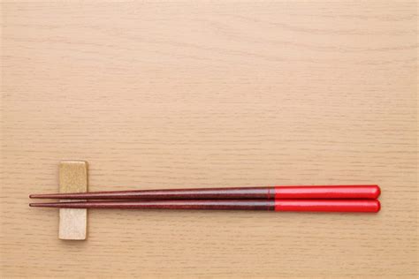 Quick Guide to Chopstick Etiquette in Japan - Delishably