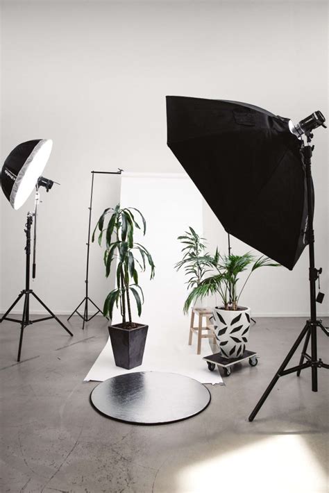 3 Indoor Fashion Photography Lighting Tips You Need to Know – Papier Mache