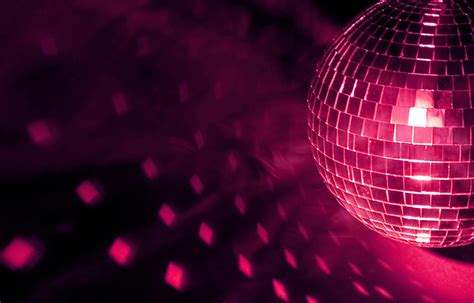 🔥 [67+] Disco Ball Wallpapers | WallpaperSafari